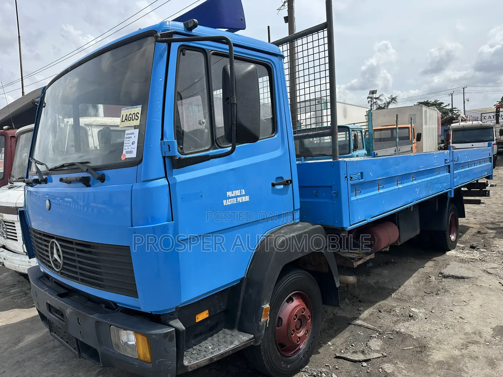 Mercedes Benz Truck 814