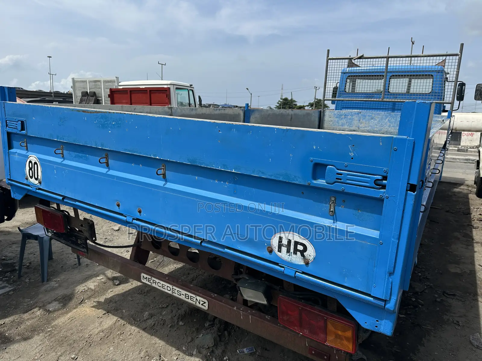 Mercedes Benz Truck 814