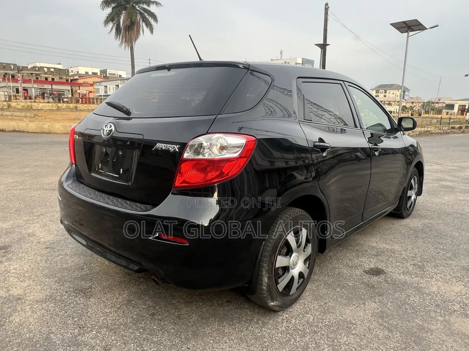 Toyota Matrix XRS Hatchback FWD (2.4L 4cyl 5A) 2009 Black