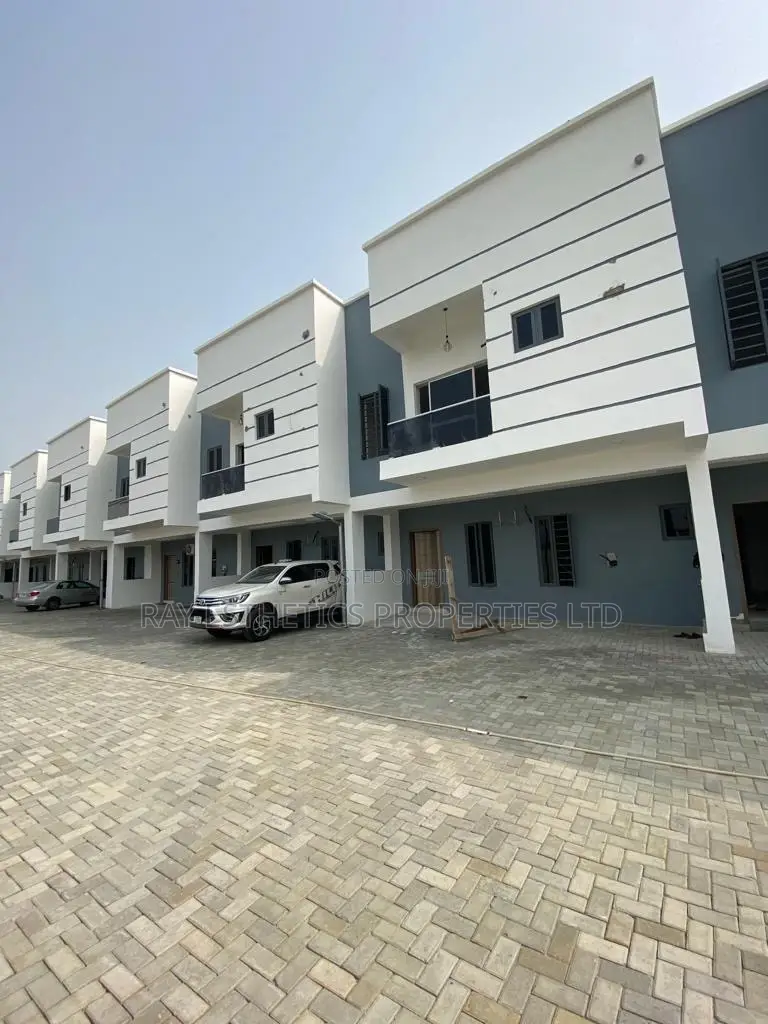 Furnished 4bdrm Duplex in Spring Valley Estate for rent