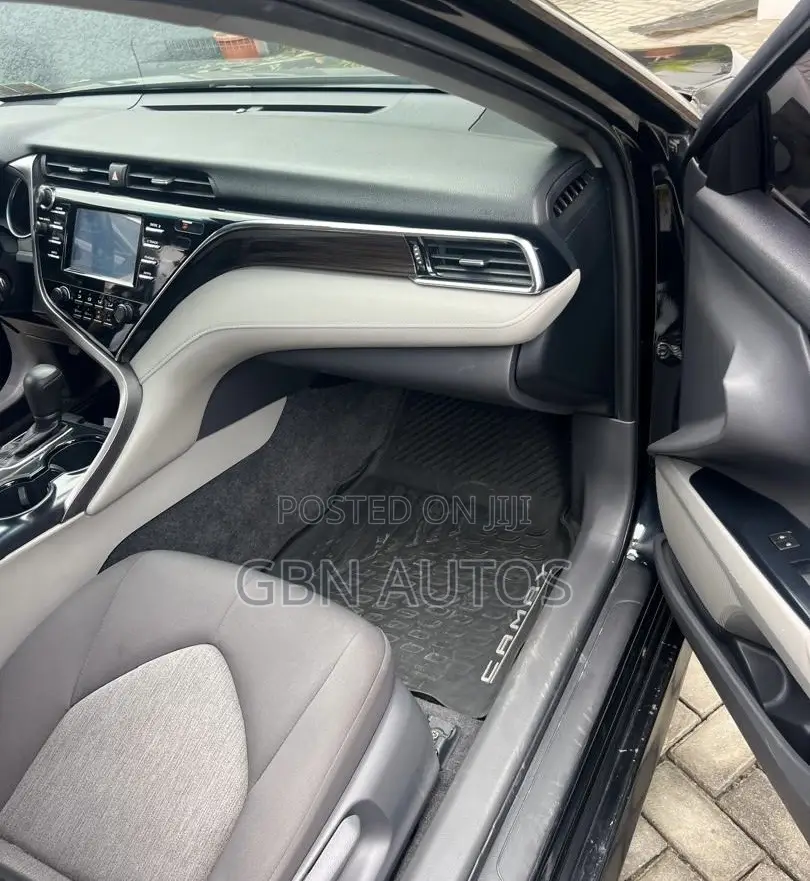 Toyota Camry LE (2.5L 4cyl 8A) 2019 Black