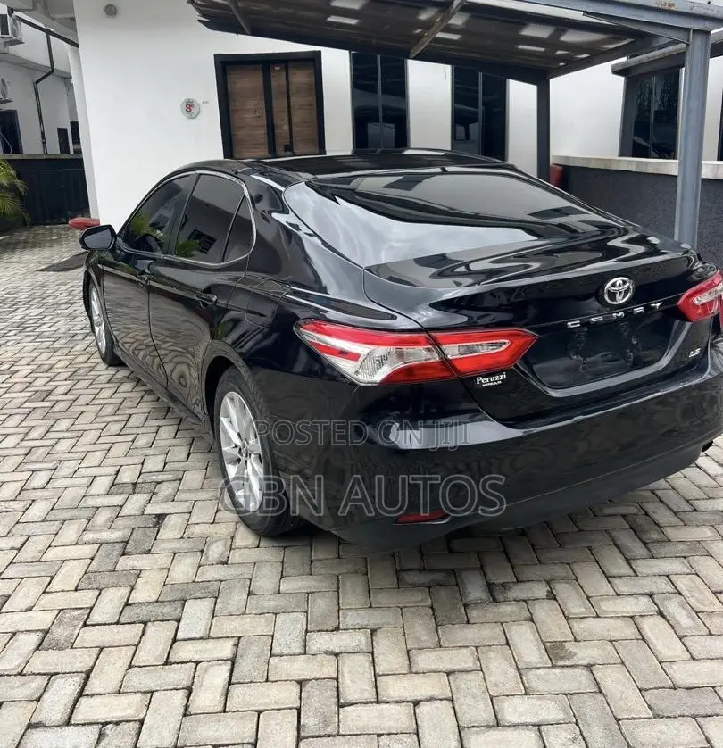 Toyota Camry LE (2.5L 4cyl 8A) 2019 Black