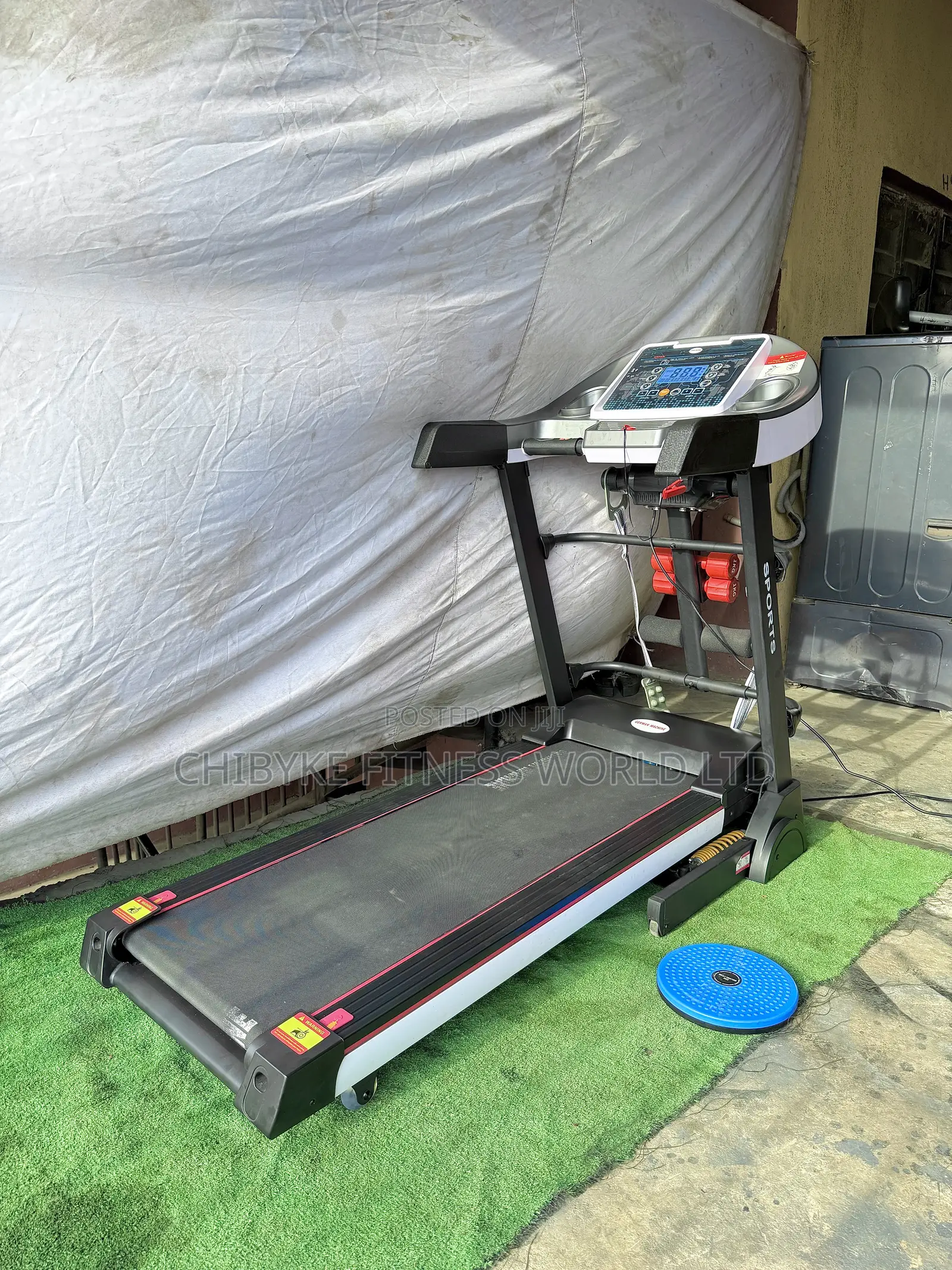 4hp Inverter Treadmill With Auto Incline , Massager , Dumbbel