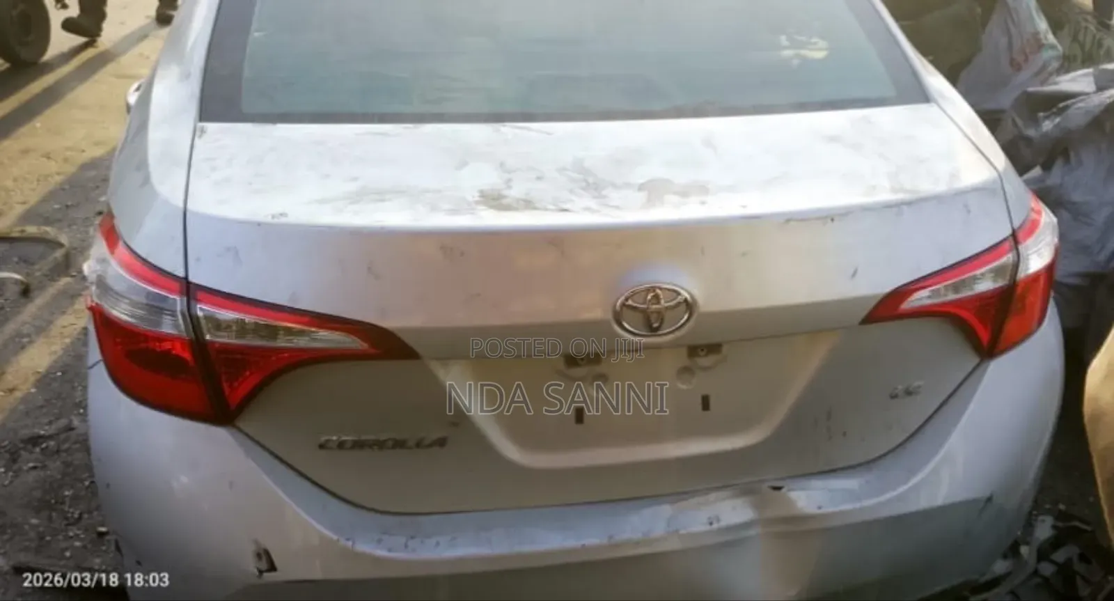 Toyota Corolla LE 4dr Sedan (1.8L 4cyl CVT) 2016 White