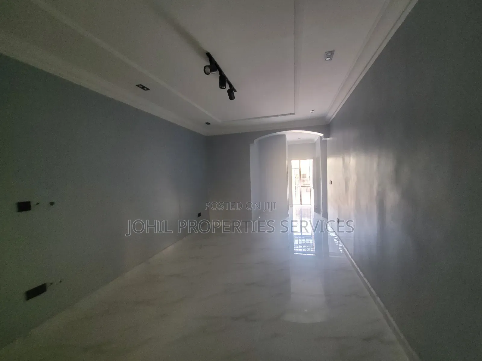 3bdrm Block of Flats in Maitama for rent