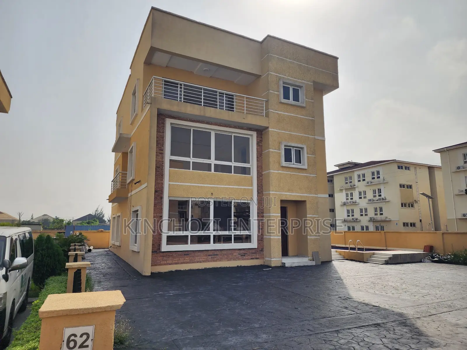 5bdrm Duplex in Western Foreshore for sale