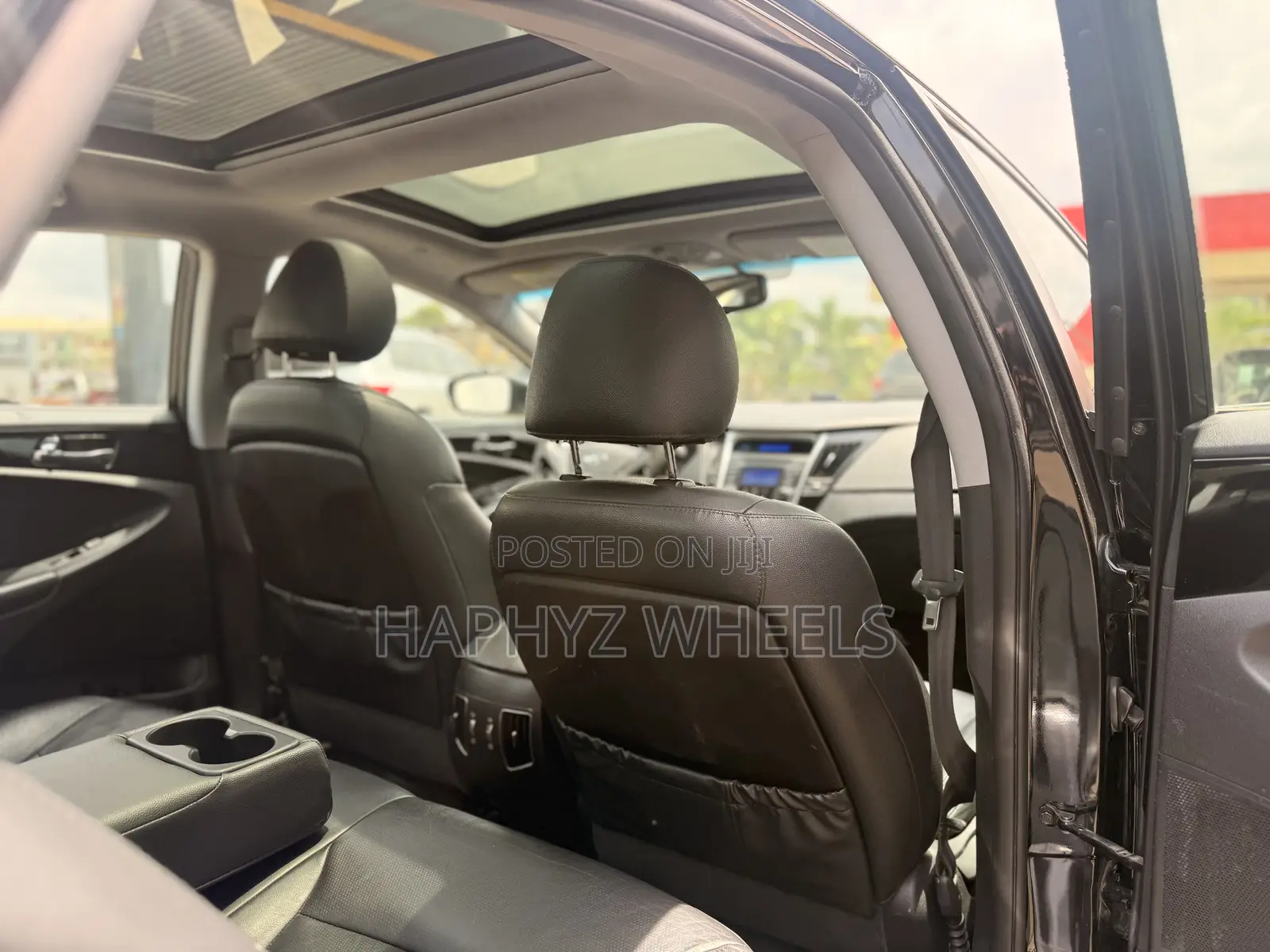 Hyundai Sonata SE Sedan FWD (2.4L 4cyl 6A) 2012 Black