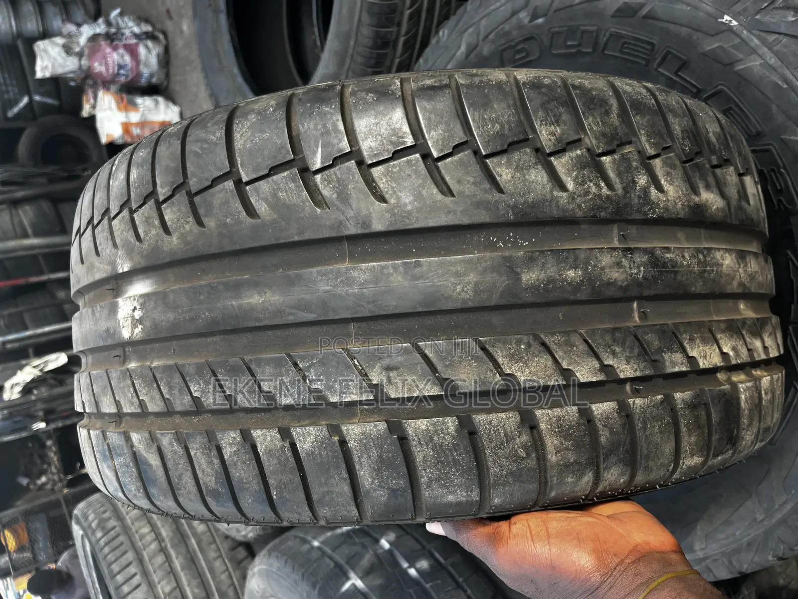 255/35/18 Tokunbo