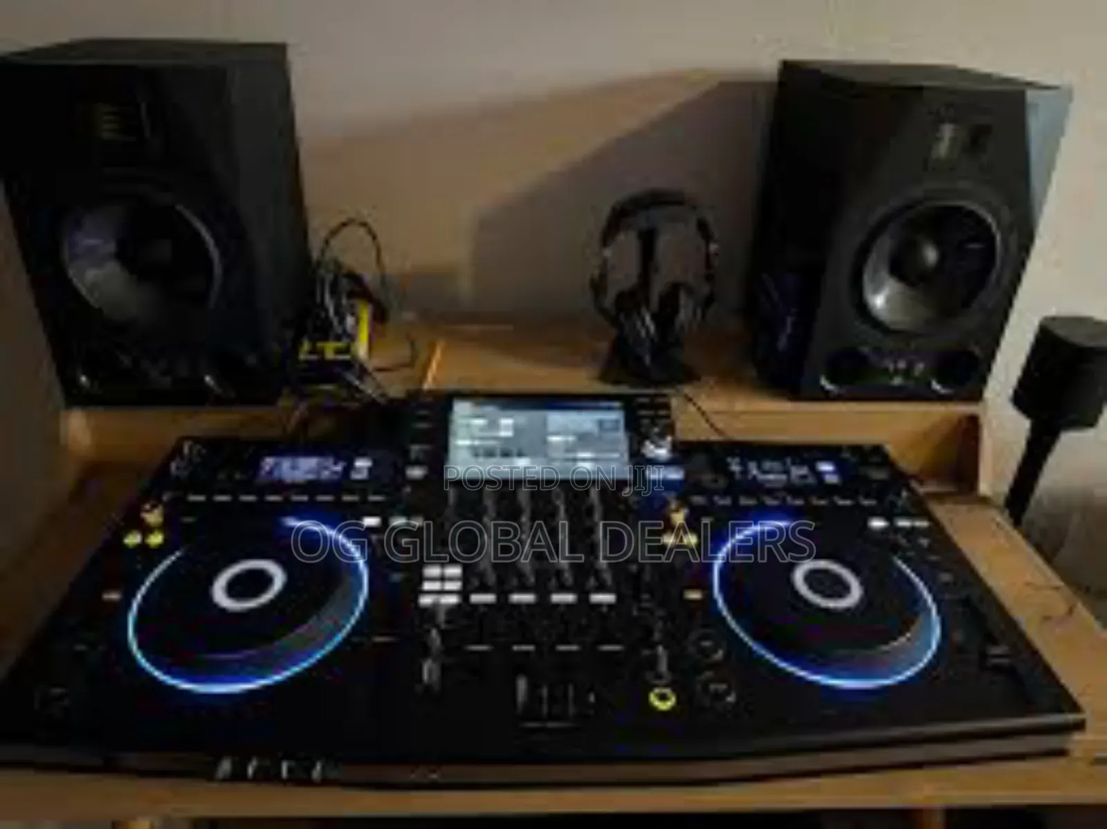 Pioneer Dj Opus-Quad Professional All in One Dj System (Mixer )