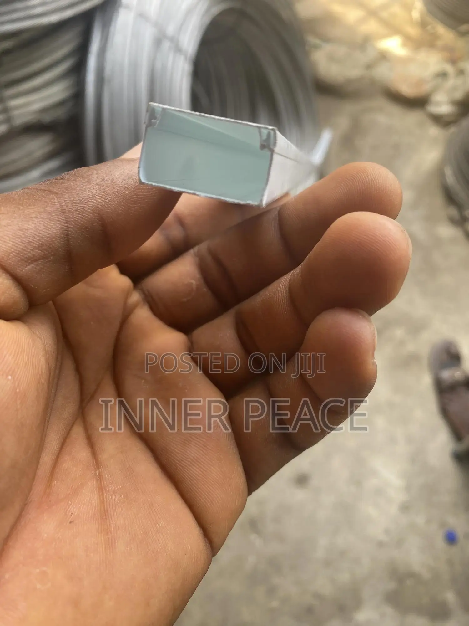 25 X 16 PVC Trunking Pipe