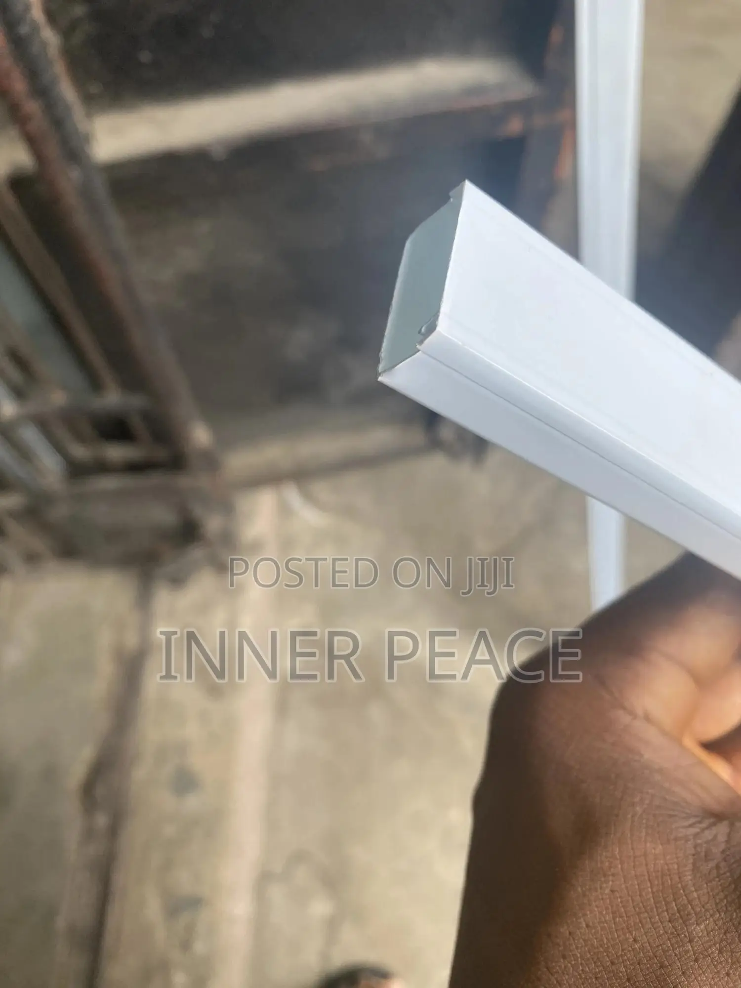 25 X 16 PVC Trunking Pipe