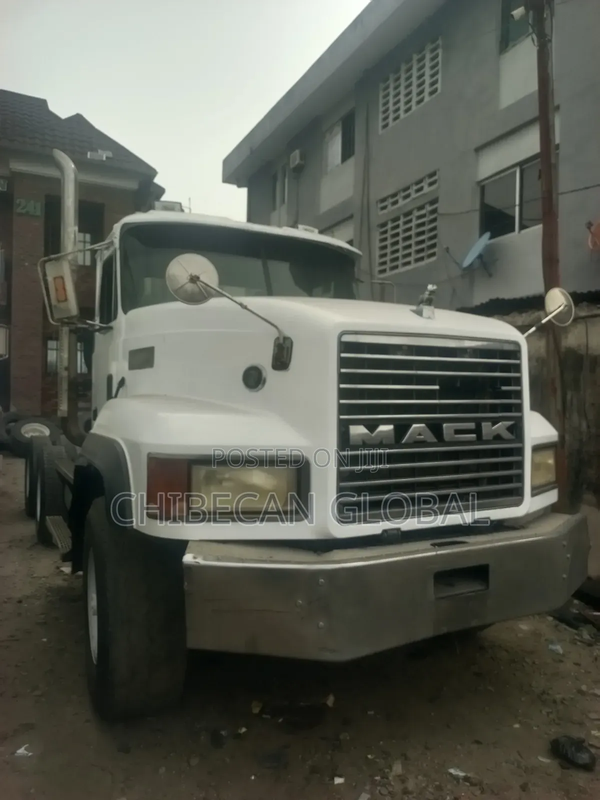 Mack Ch Truckhead 10 Tyres (Foreign Used)