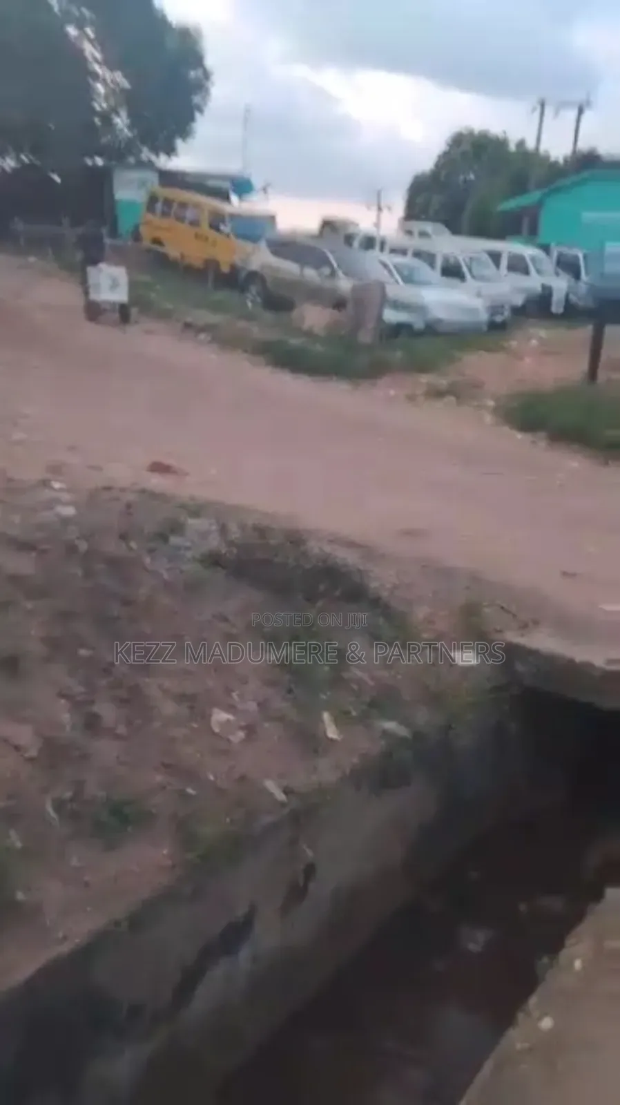 For Sale : 2 1⁄2 Plots on Ph Road , Owerri, Imo State