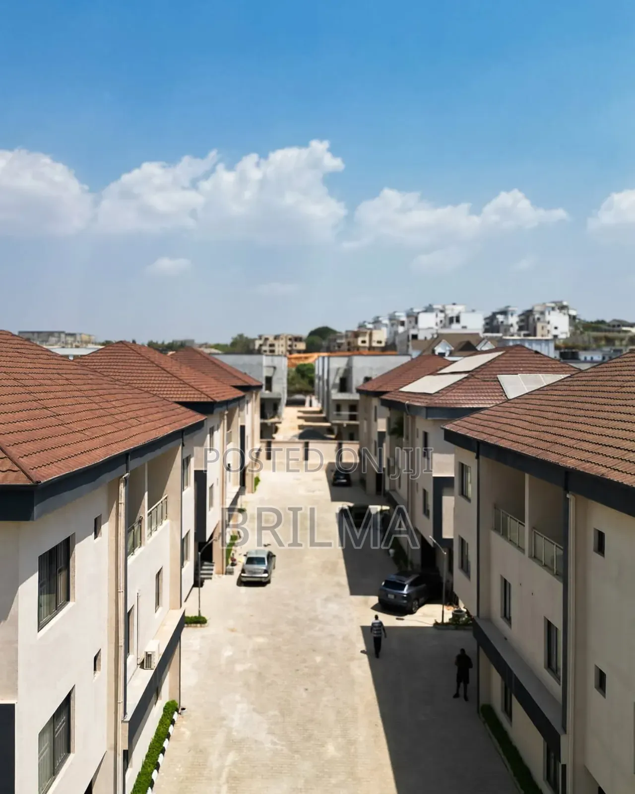 5bdrm Duplex in Mabushi for sale
