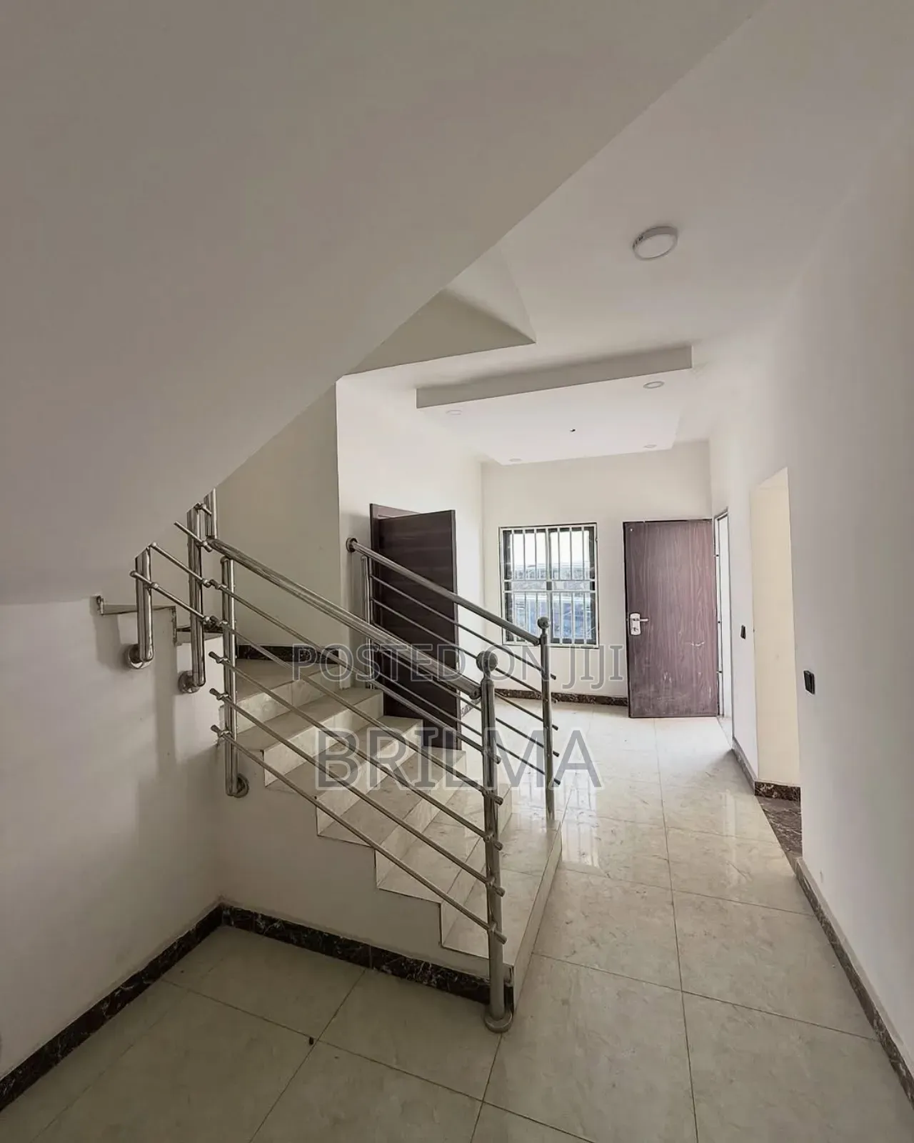 5bdrm Duplex in Mabushi for sale