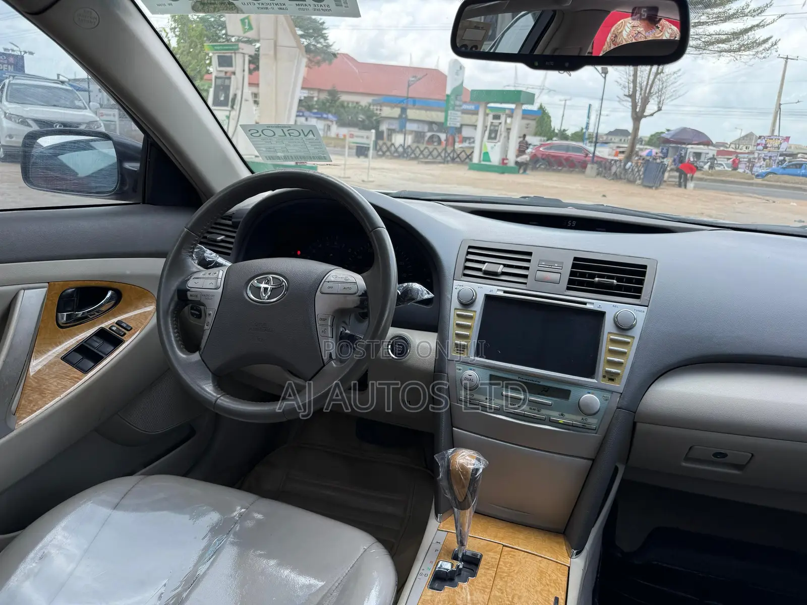 Toyota Camry 2.4 XLE 2008 Gray