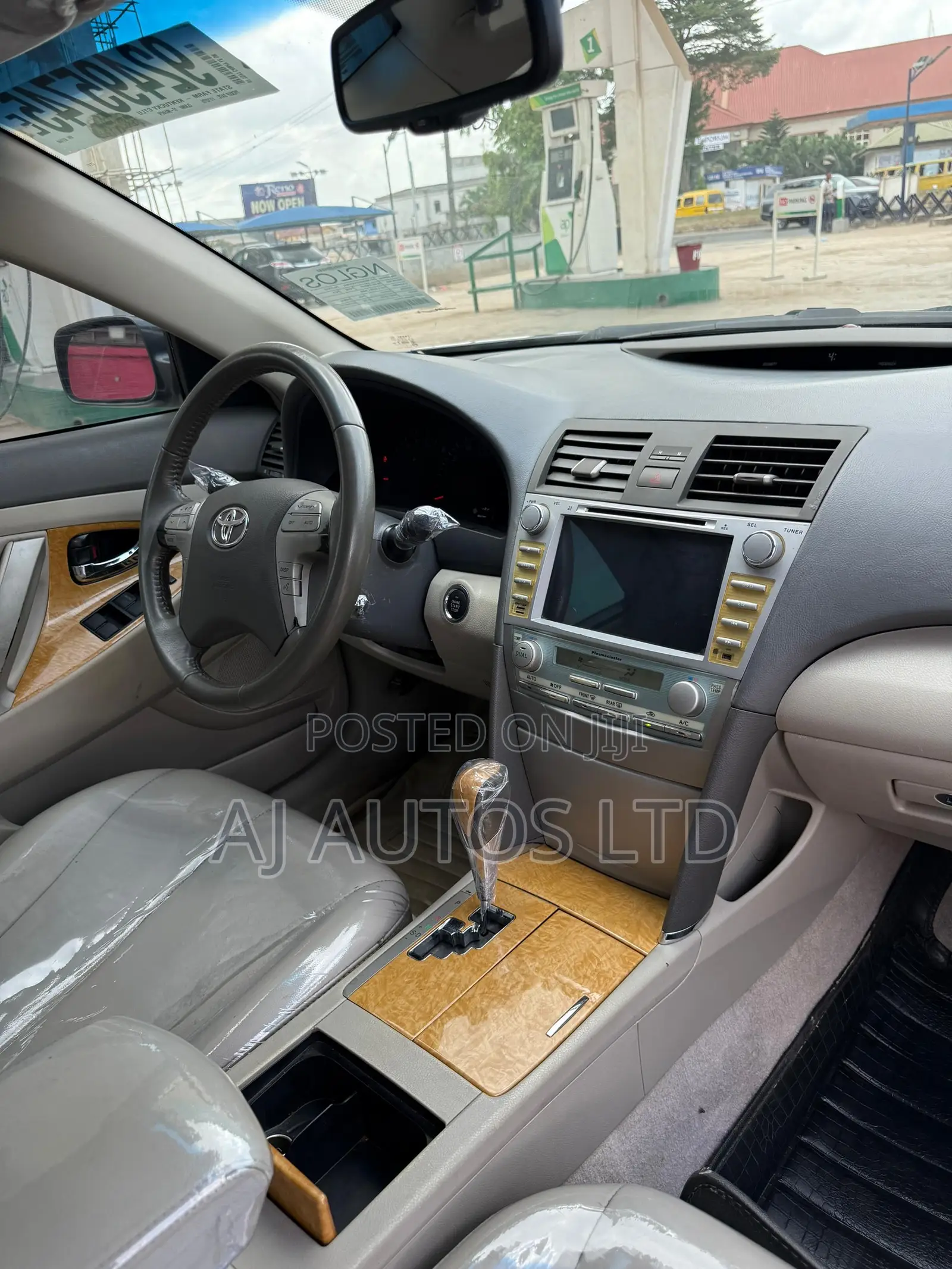 Toyota Camry 2.4 XLE 2008 Gray