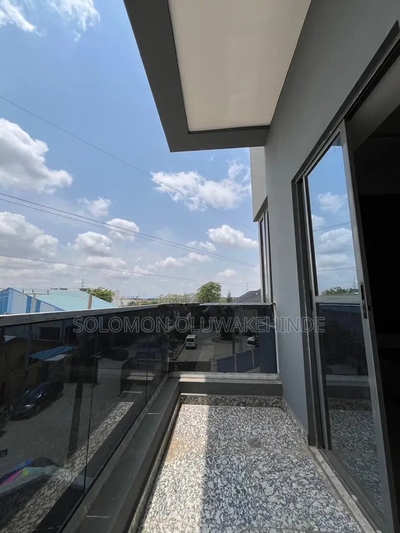2bdrm Maisonette in Iju, Agege for sale