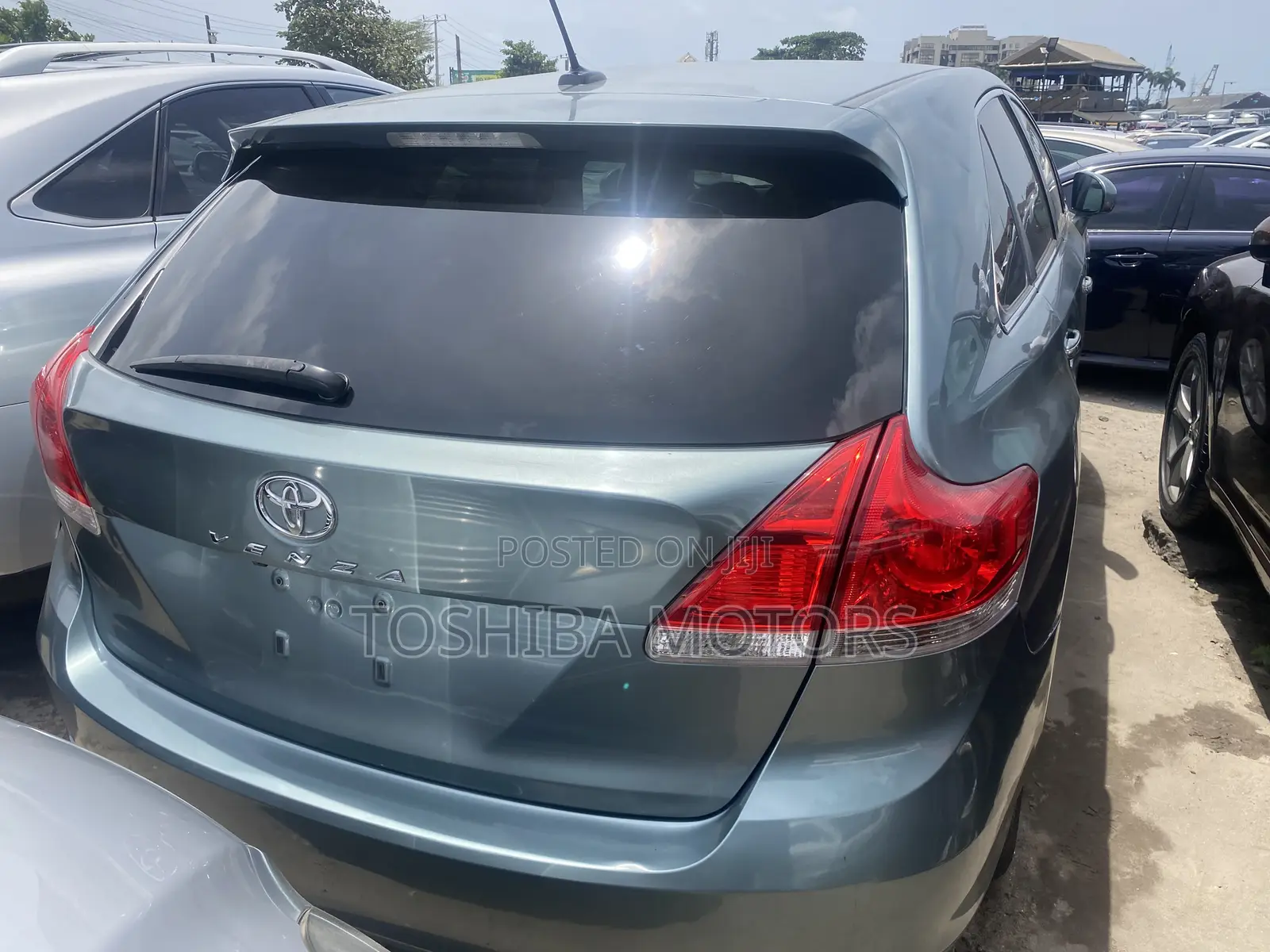 Toyota Venza XLE 2011 Green