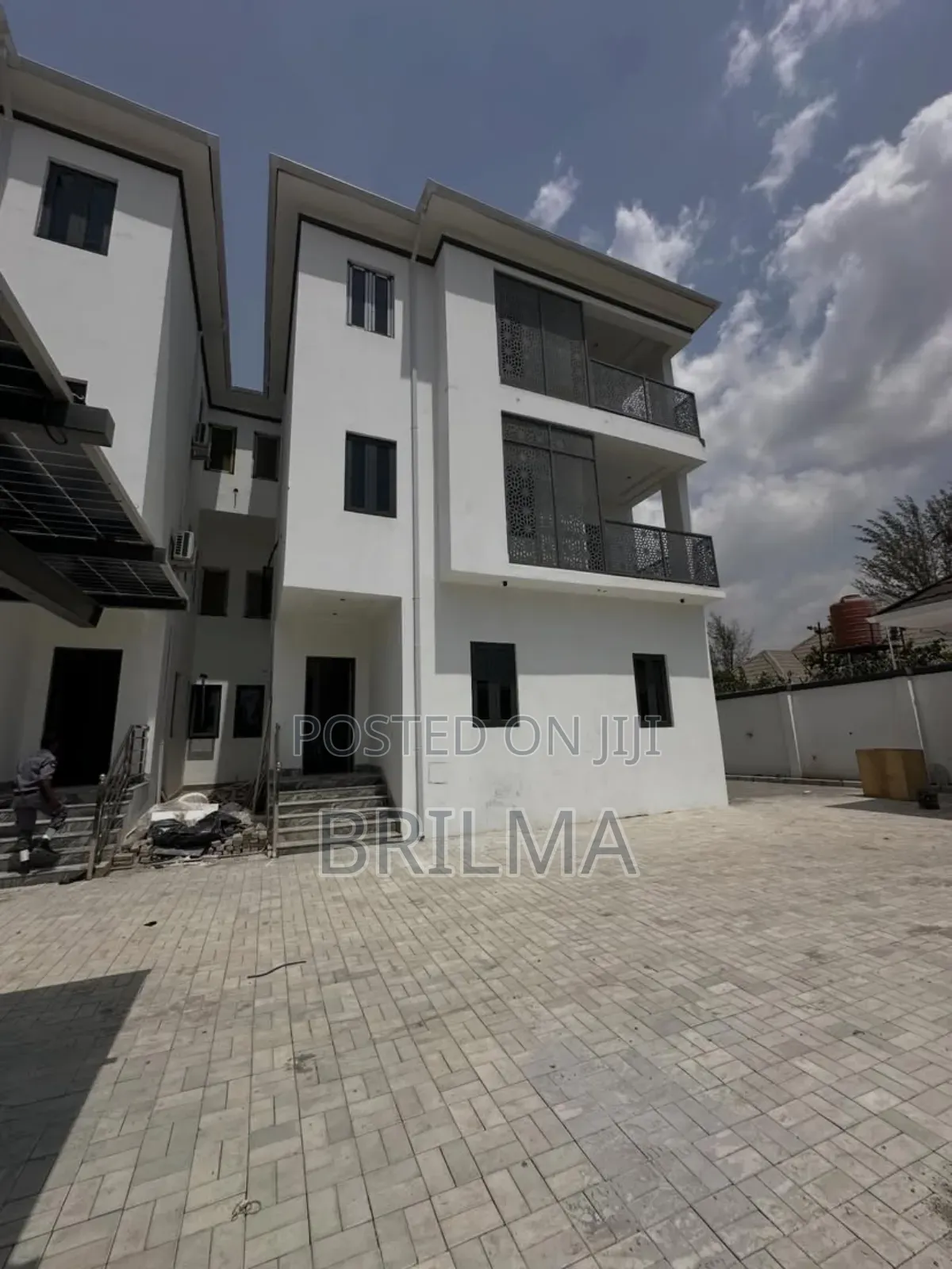 7bdrm Duplex in Kado for rent