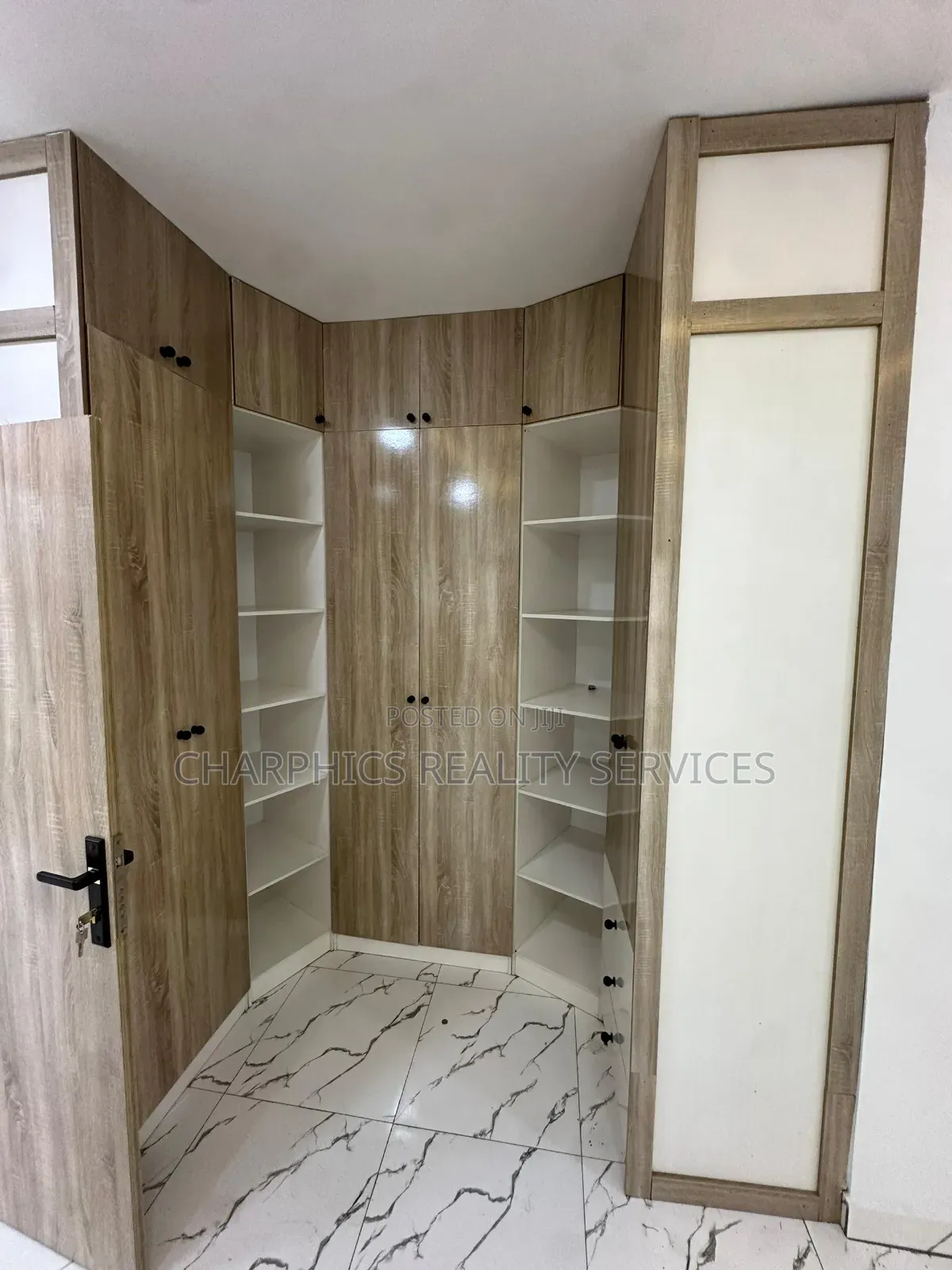 4bdrm Duplex in Ologolo for rent
