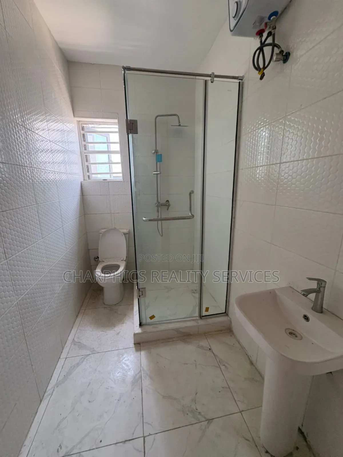 1bdrm Apartment in Lekki Phase 2 for rent