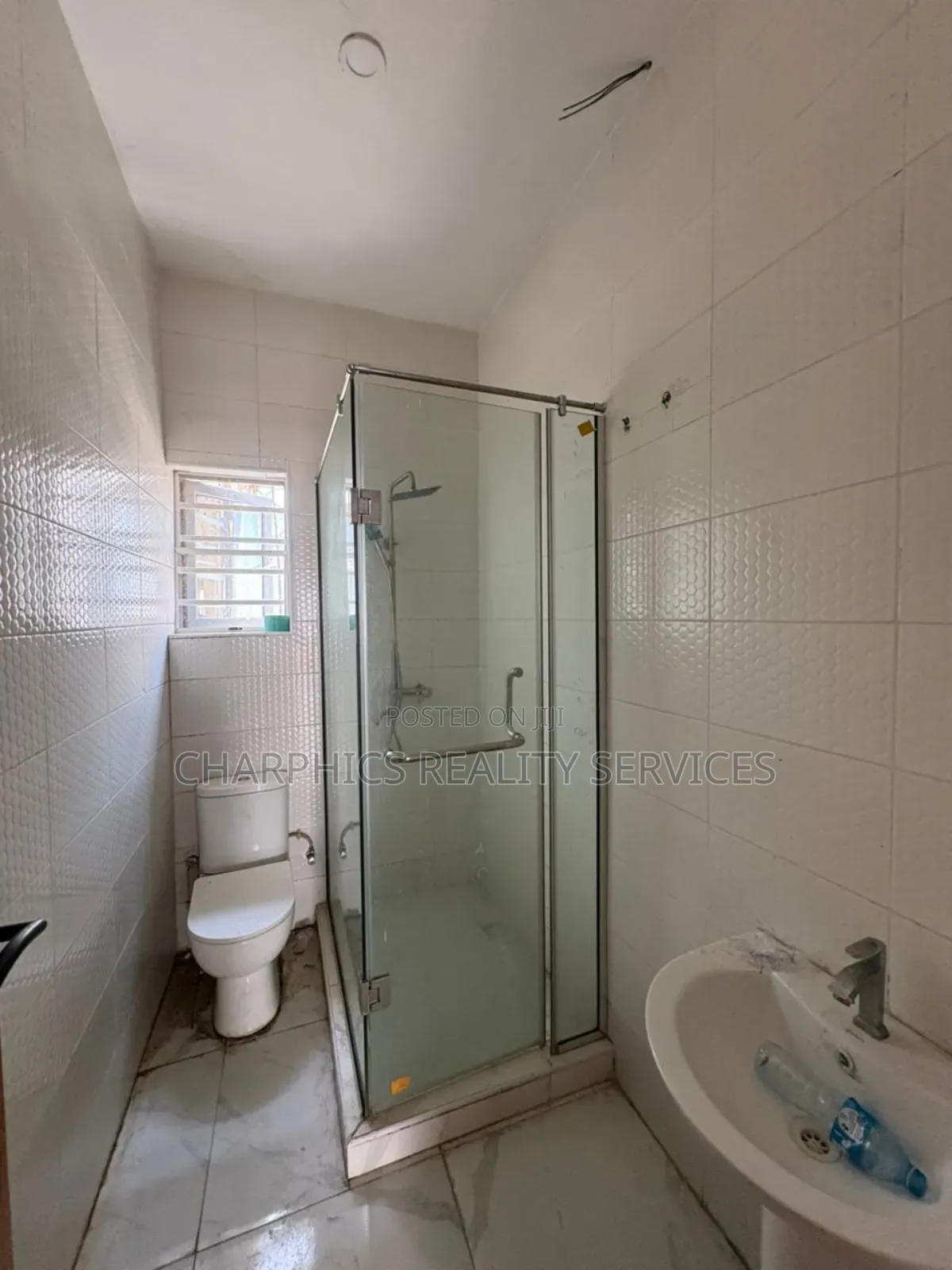 1bdrm Apartment in Lekki Phase 2 for rent