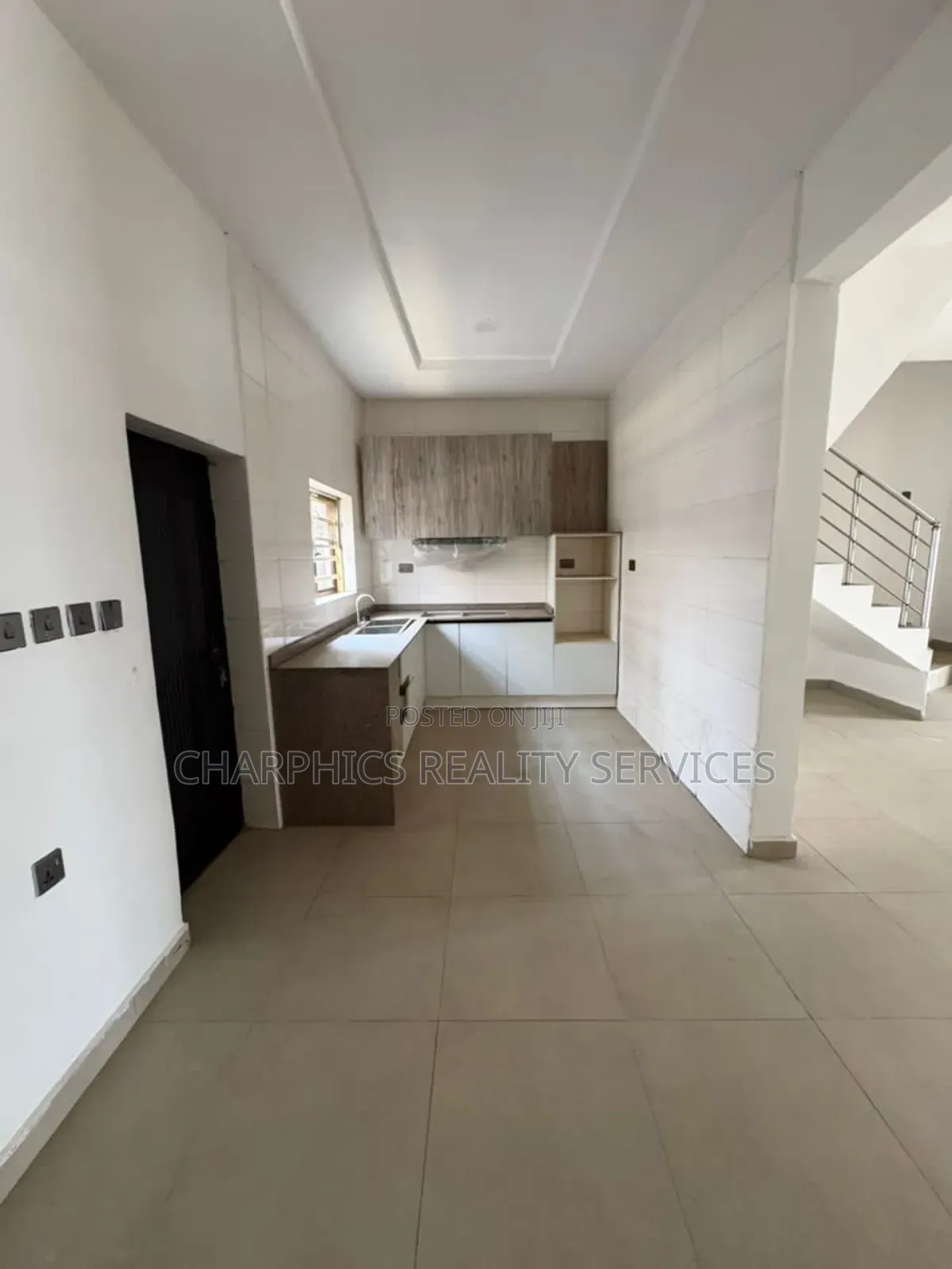 2bdrm Duplex in Lekki Phase 2 for rent