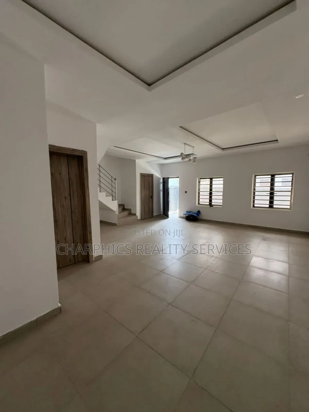 3bdrm Duplex in Lekki Phase 2 for rent