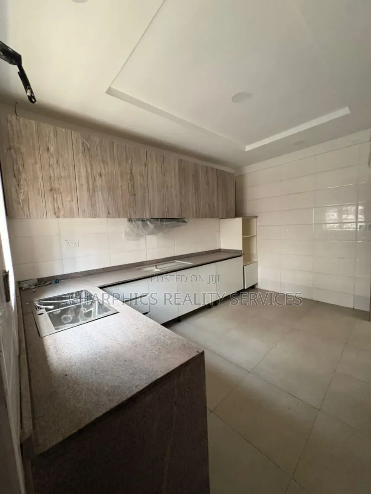 3bdrm Duplex in Lekki Phase 2 for rent