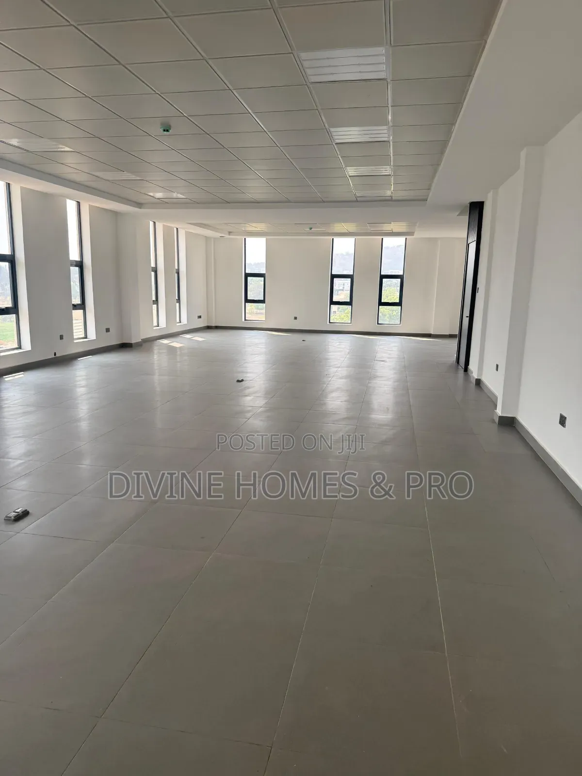 Newly Built Open-Plan Office Space on the 2nd and 3rd Floors