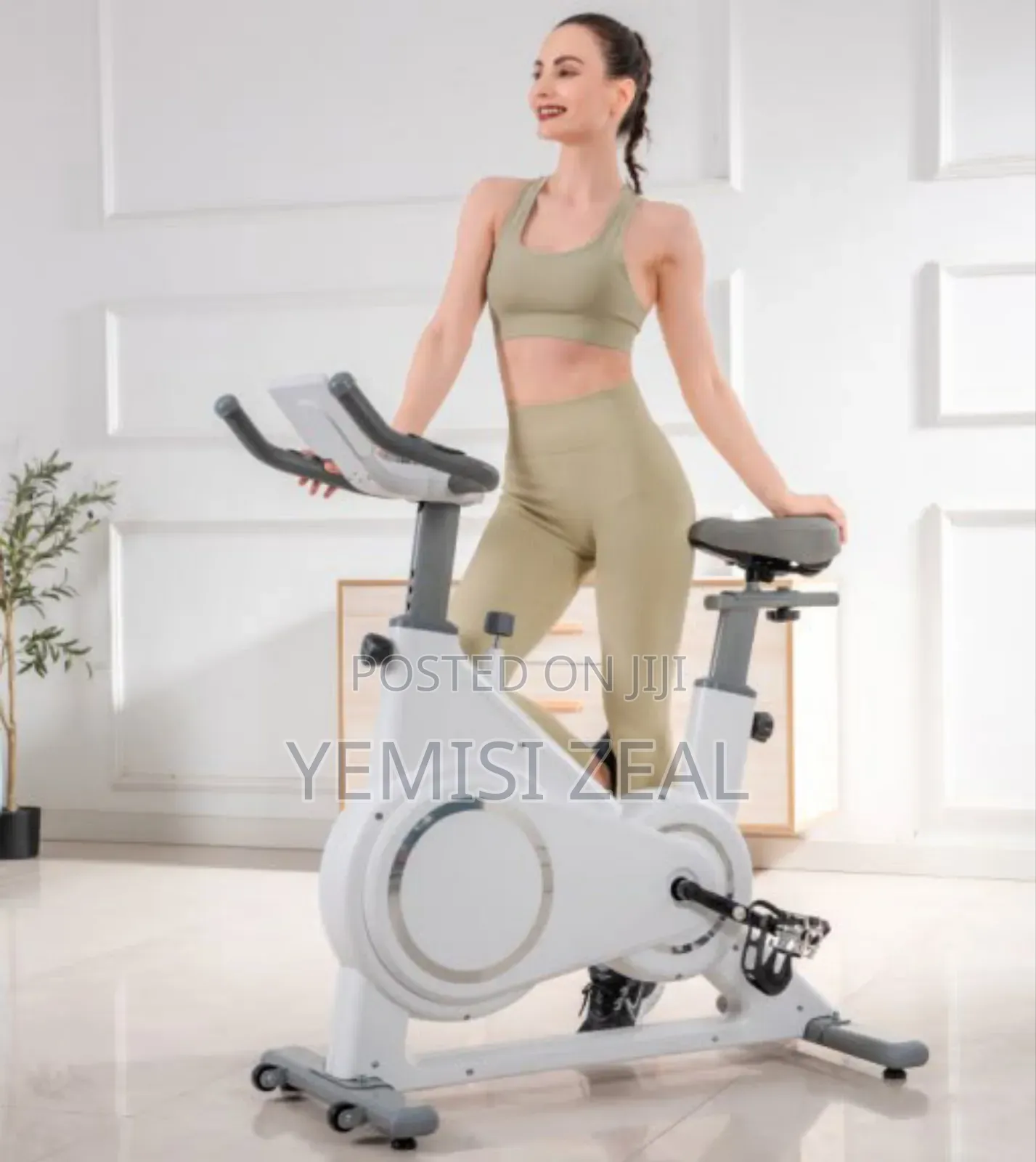 American Fitness White Spinning Bike With 150kg User Weight