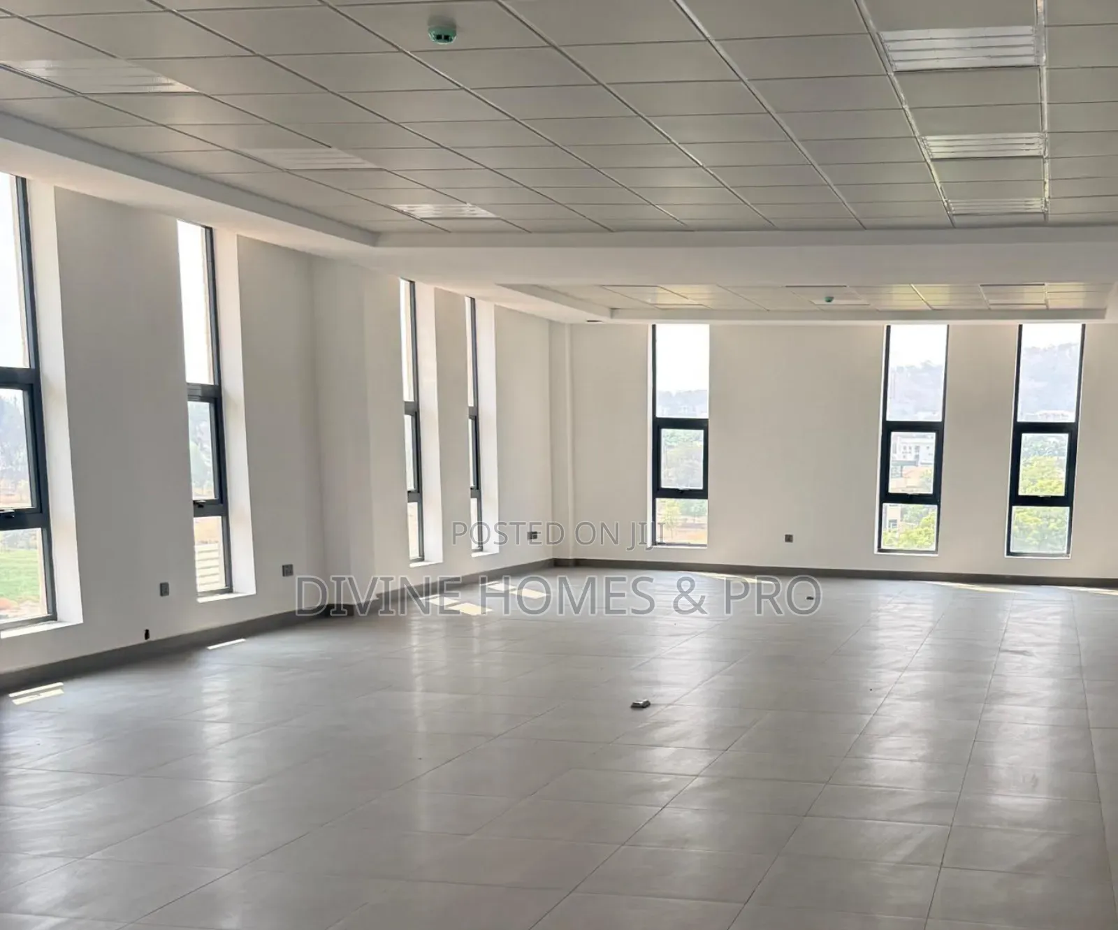 Newly Built Open-Plan Office Space on the 2nd and 3rd Floors