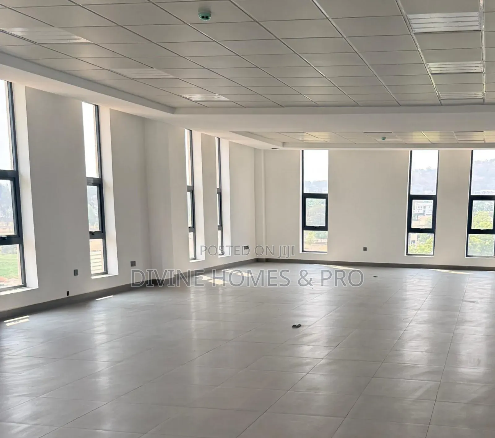Newly Built Open-Plan Office Space on the 2nd and 3rd Floors