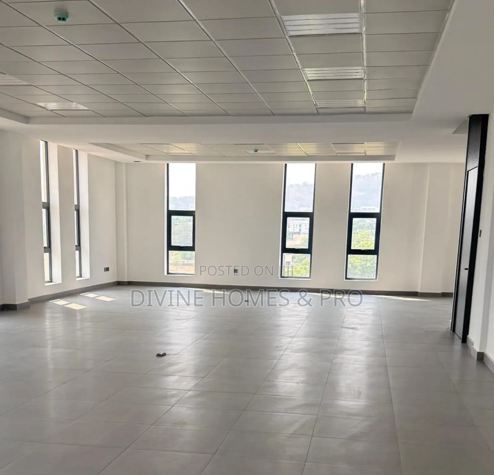 Newly Built Open-Plan Office Space on the 2nd and 3rd Floors
