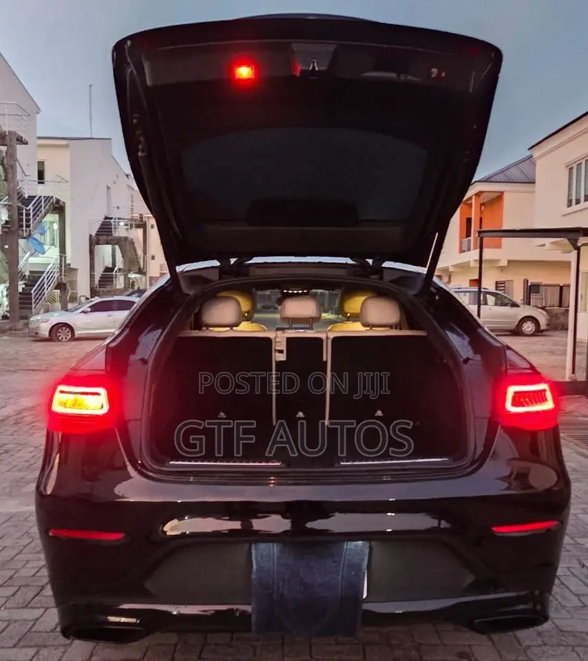 Mercedes-Benz GLC-Class 2019 Black