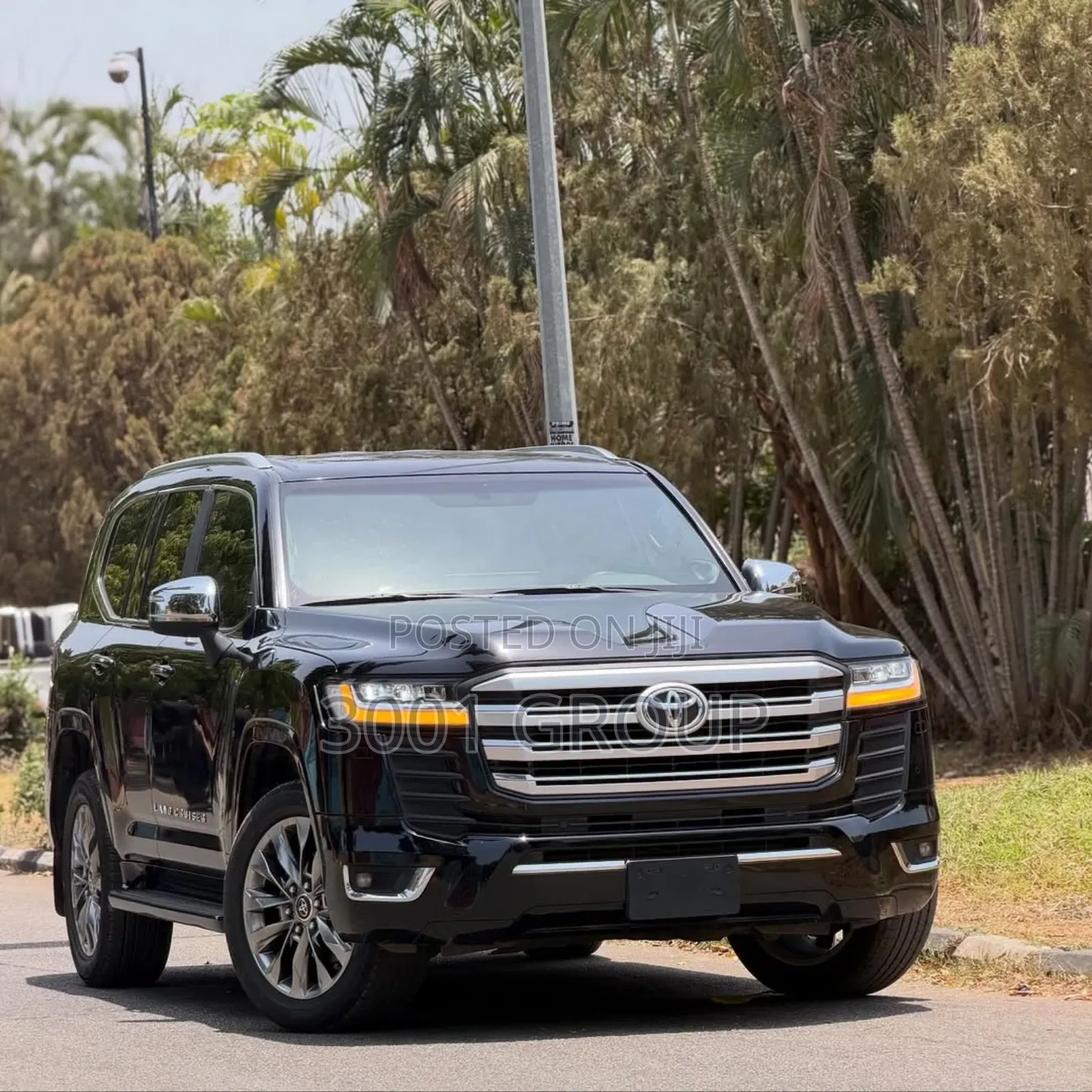 Toyota Land Cruiser 2022 Black