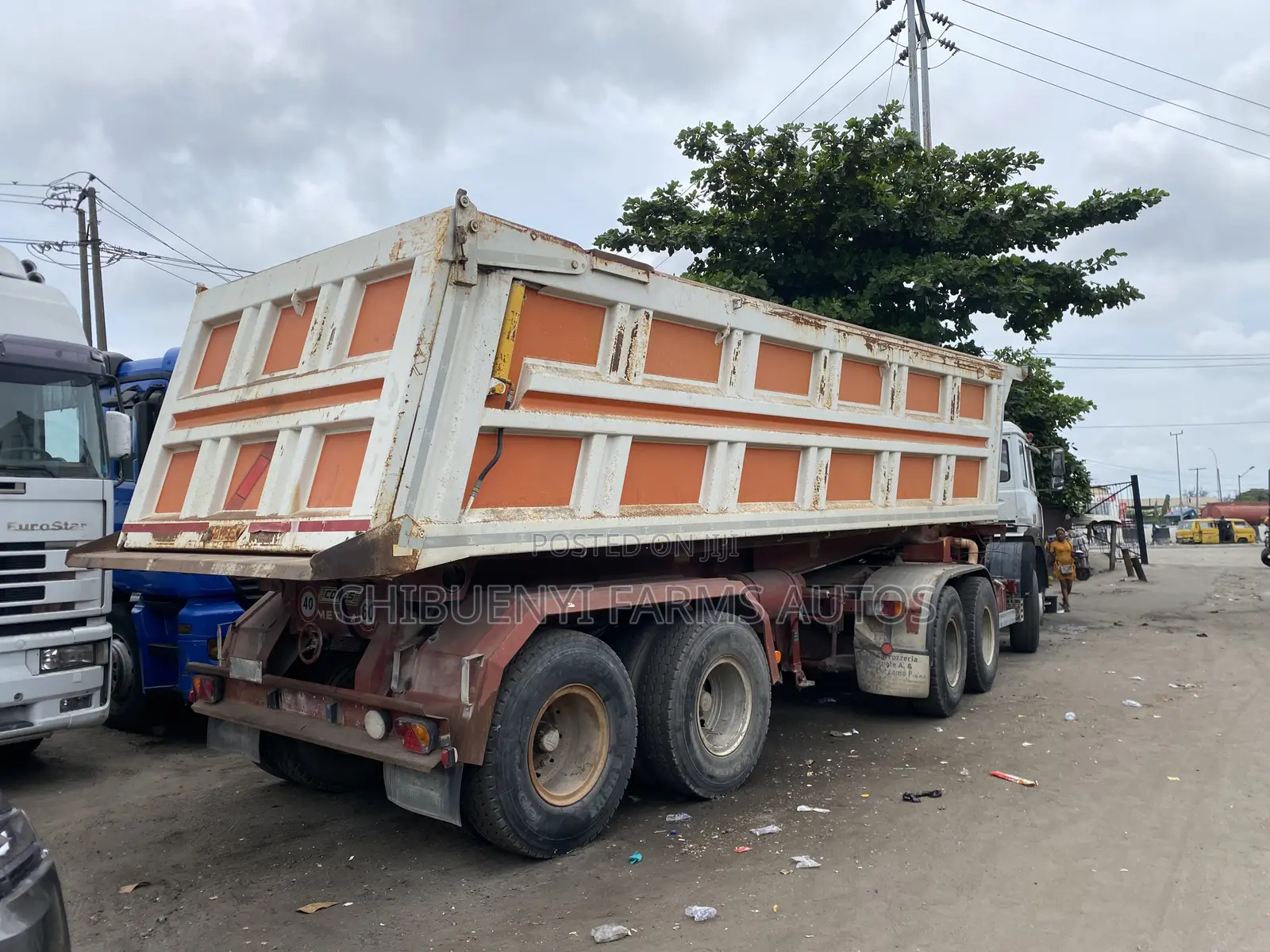 Iveco Dump Tipping Bucket 50-Tons