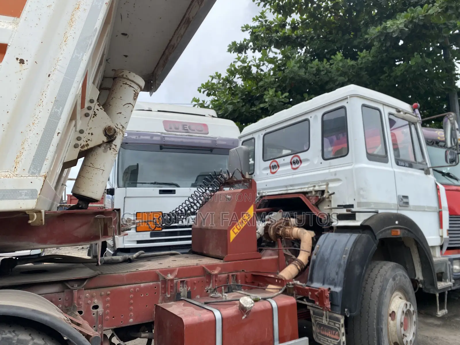 Iveco Dump Tipping Bucket 50-Tons