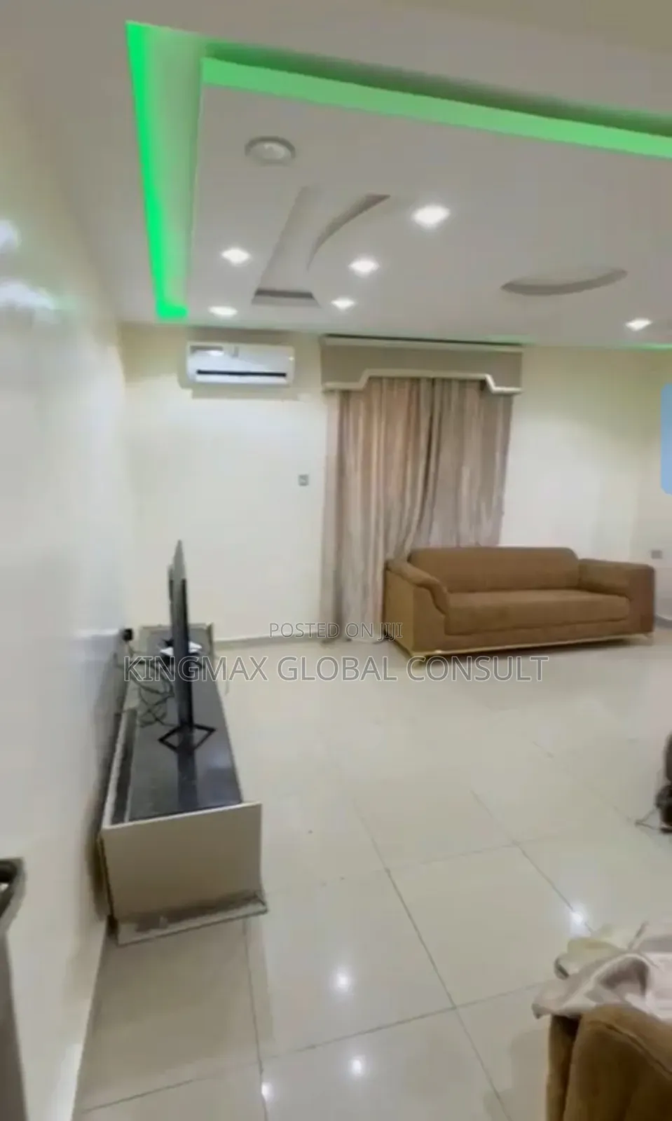 5bdrm Bungalow in Life Camp Abuja for sale