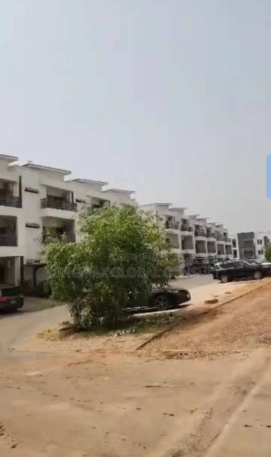 4bdrm Townhouse/Terrace in Life Camp Abuja for sale