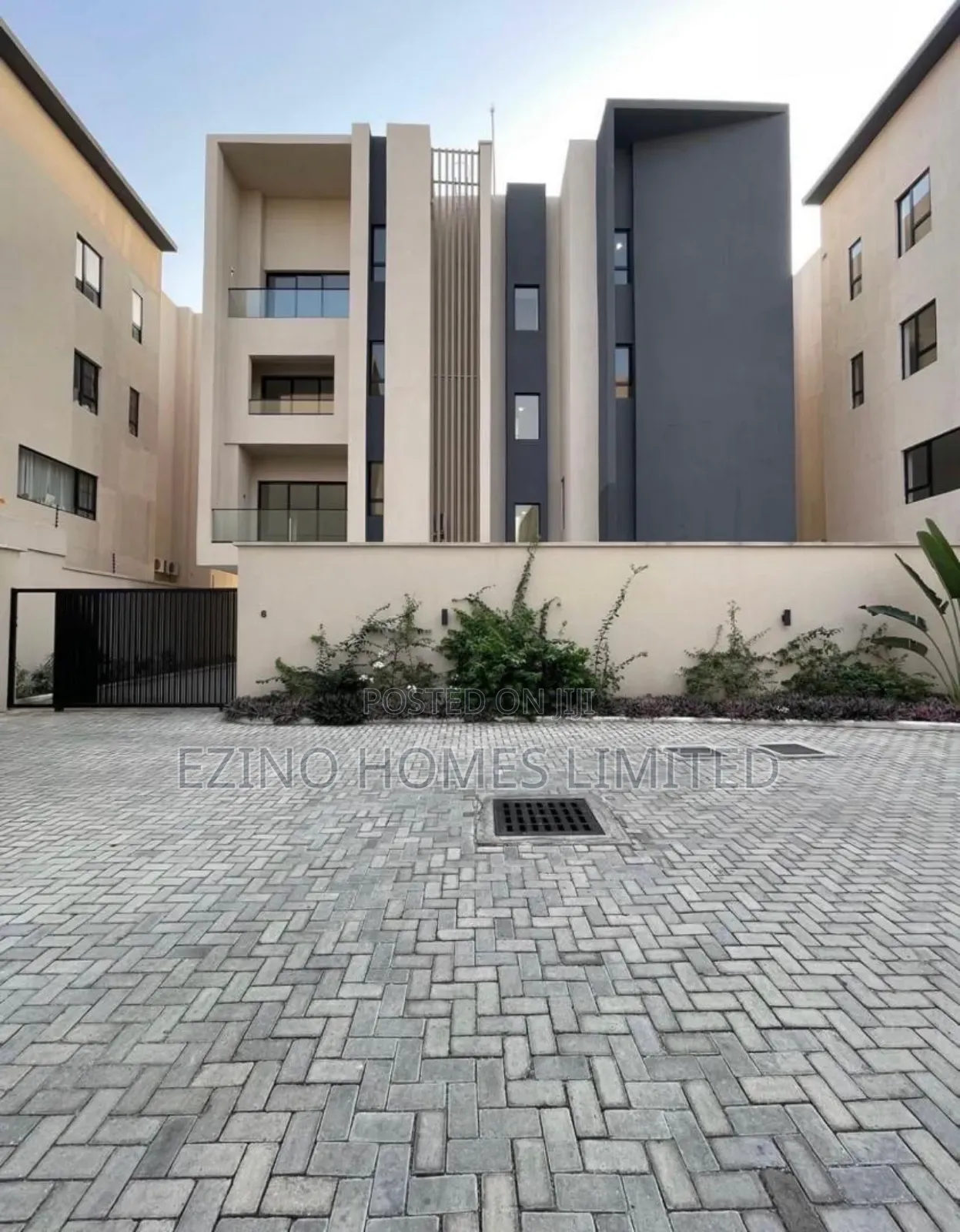 Super Luxury 6bedroom Fully Detached Duplex