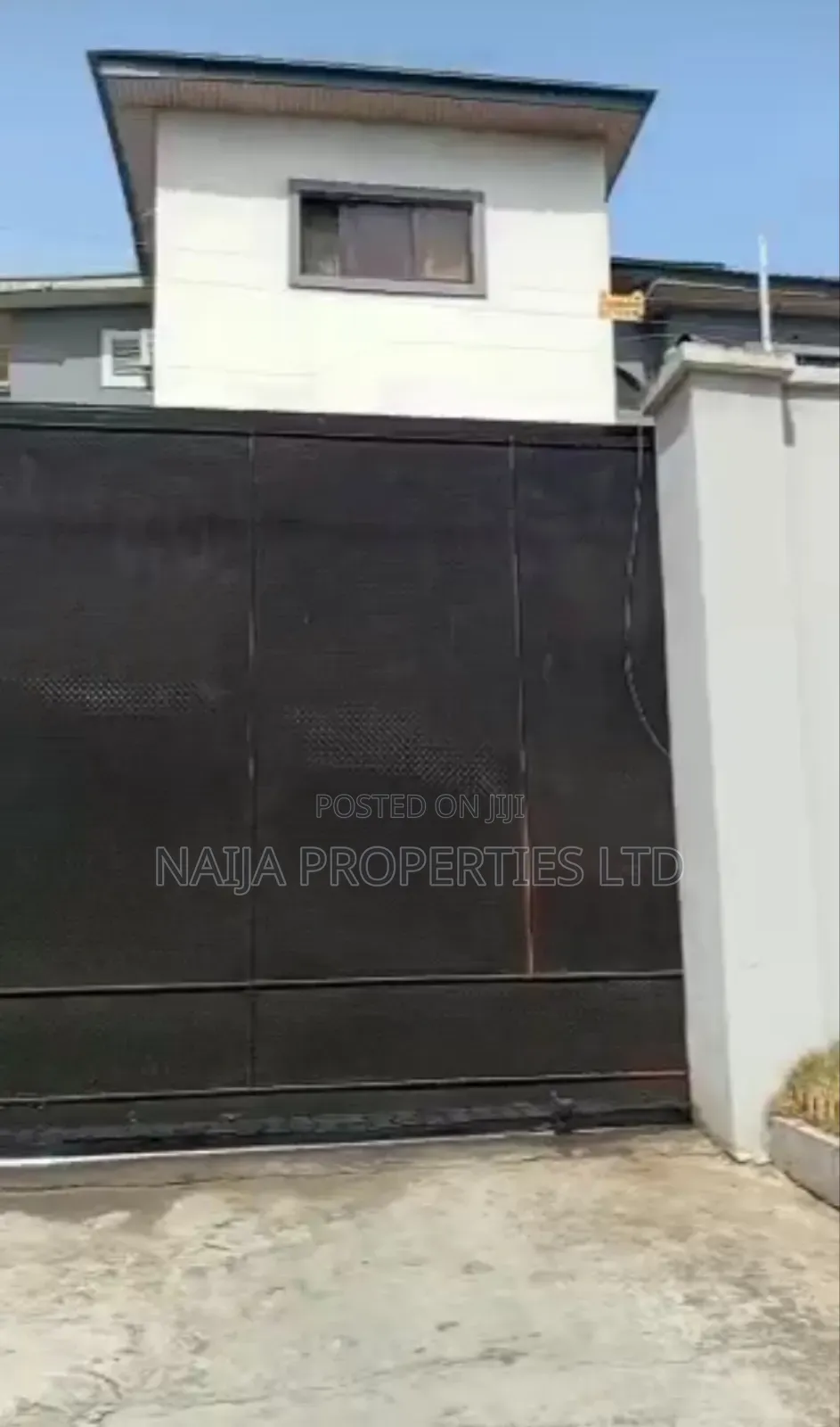 2bdrm Block of Flats in Marwa, Lekki Phase 1 for sale