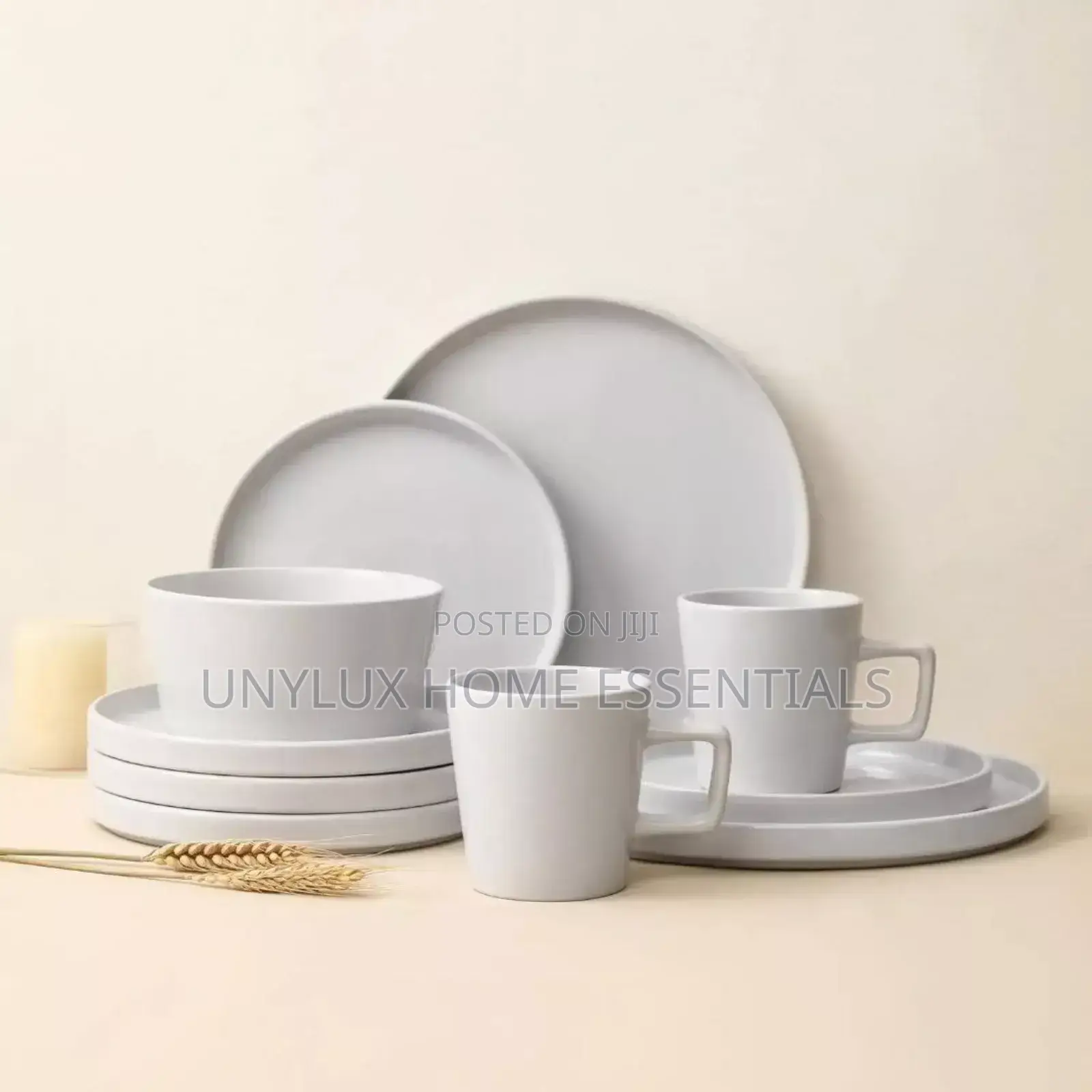 16pcs Luxury Stoneware Dinner Set 
- White