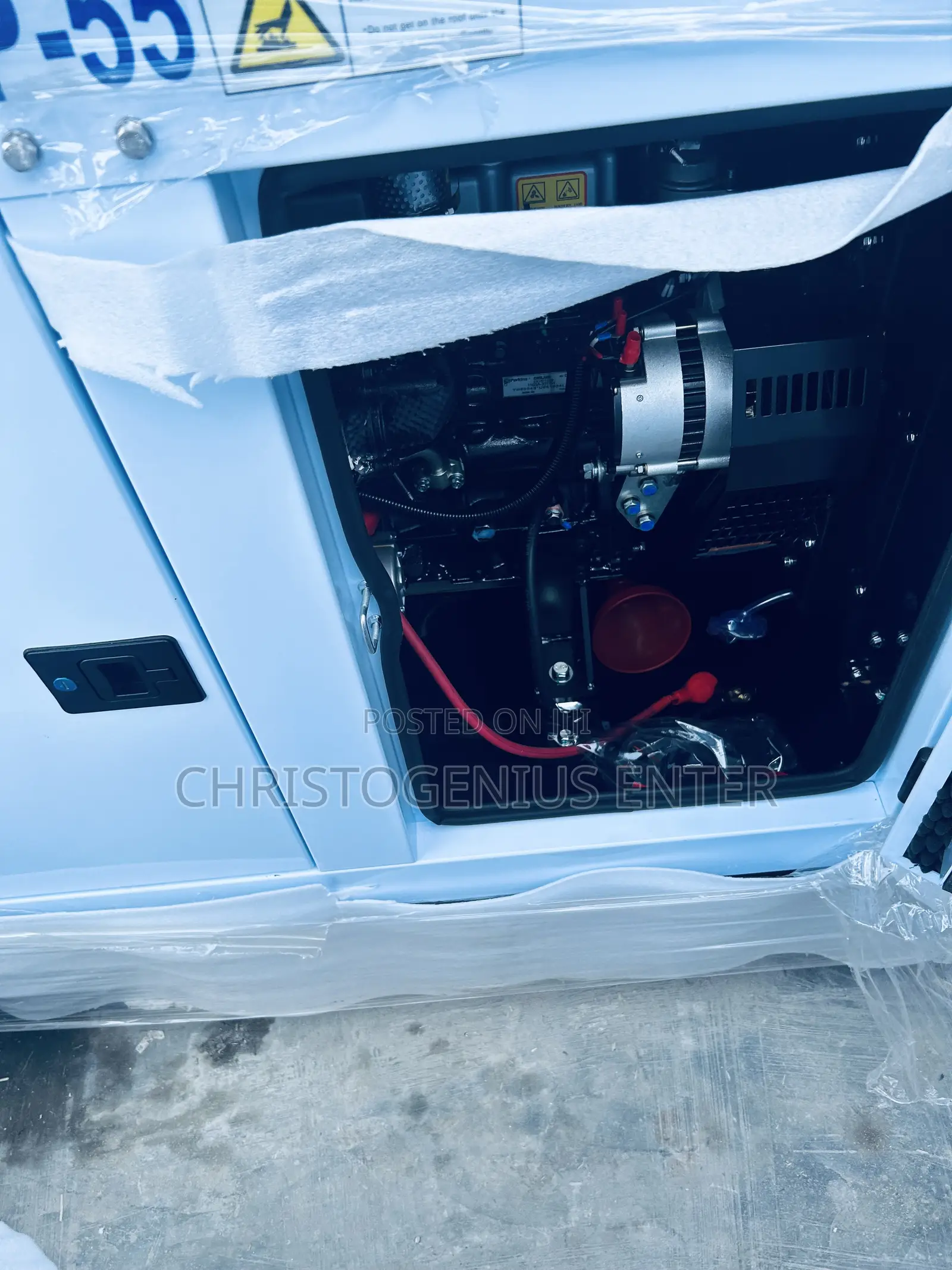 55kva Perkins Soundproof England Generator