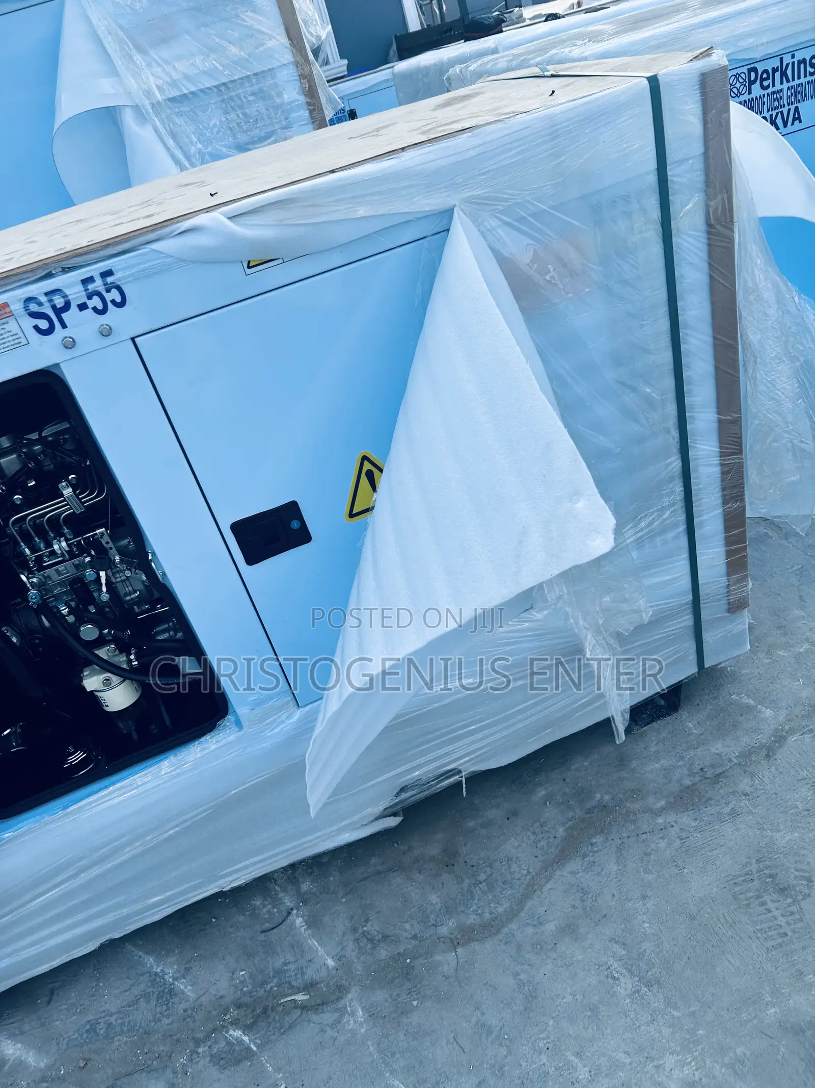 Noiseless Generator Perkins England With Warranty 55kva , Copper Coil