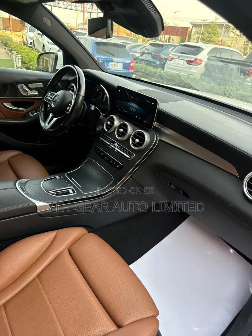 Mercedes-Benz GLC-Class 2022 White