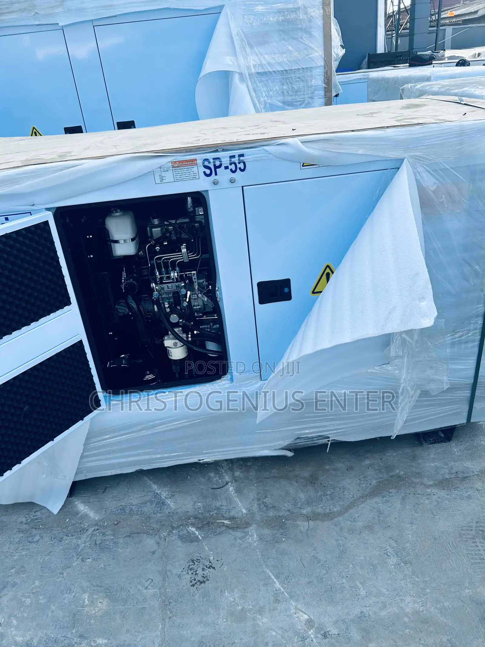England 55kva Perkins Soundproof Generator
