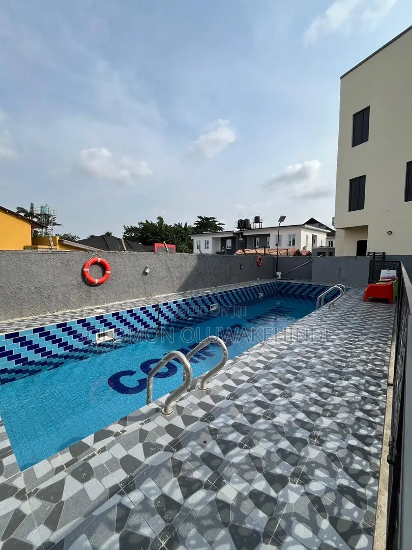 4bdrm Townhouse/Terrace in Ikeja Gra for sale