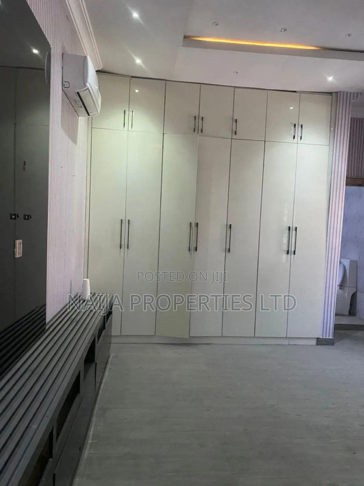5bdrm Duplex in Ikate for rent